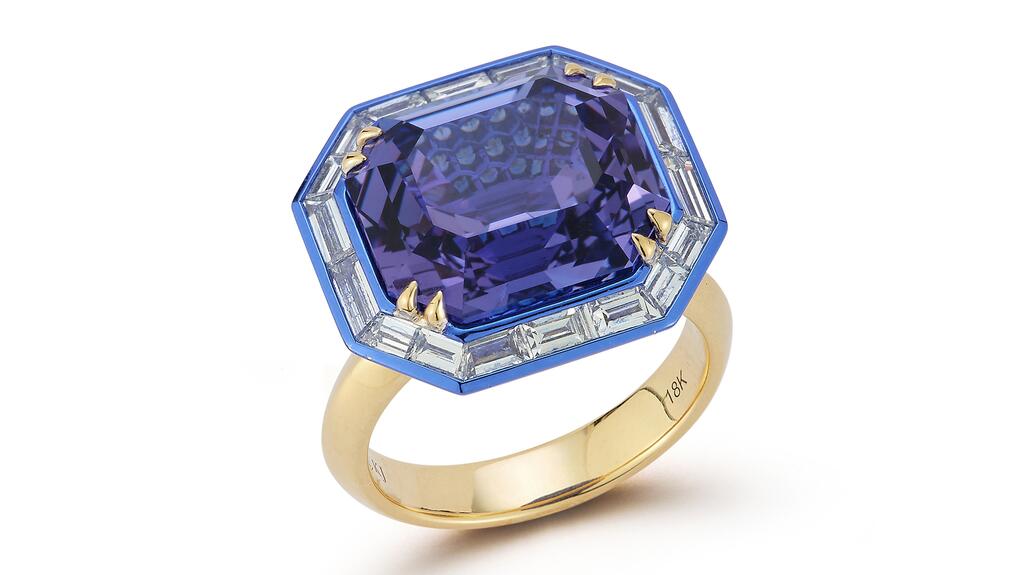 Katherine Jetter in Boston, Massachusetts, designed by Katherine Jetter. A “Unicorn” ring set with an 11.77-carat square emerald-cut tanzanite, 1.15 carats of tapered baguette diamonds, and 2.01 carats of ombré blue sapphires set in 18-karat yellow gold and blue rhodium finish. ($39,300) Katherine Jetter tanzanite unicorn ring